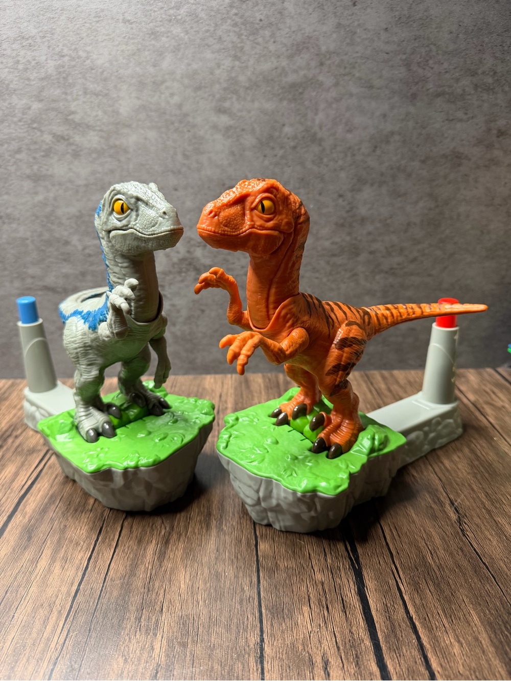 Mattel Jurassic World Dominion Rock 'Em Sock 'Em Robots